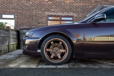 Lot 8 - 2000 Toyota Chaser