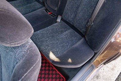 Lot 8 - 2000 Toyota Chaser