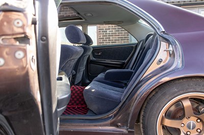 Lot 8 - 2000 Toyota Chaser