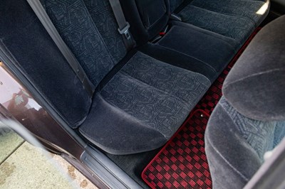 Lot 8 - 2000 Toyota Chaser