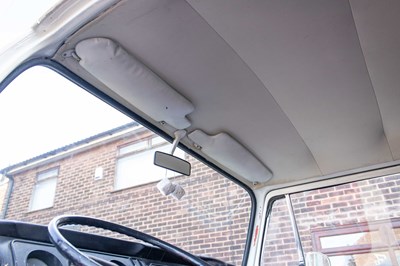 Lot 79 - 1971 Volkswagen Type 2 Camper