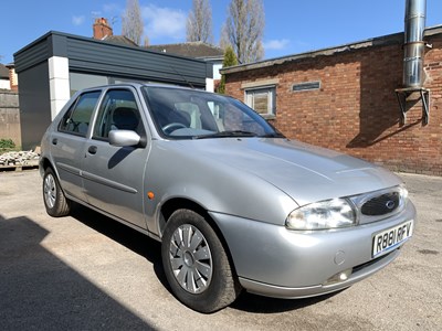 Lot 66 - 1998 Ford Fiesta Ghia