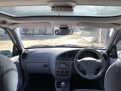 Lot 66 - 1998 Ford Fiesta Ghia