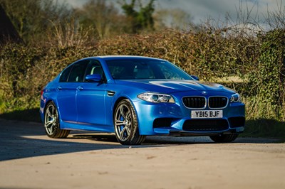 Lot 27 - 2015 BMW M5