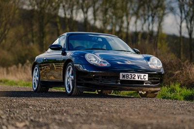 Lot 104 - 2000 Porsche 911 Carrera 4