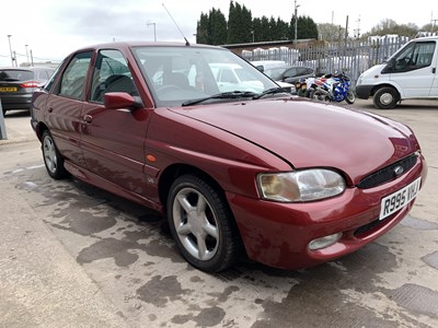Lot 67 - 1997 Ford Escort GTi