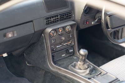 Lot 67 - 1988 Porsche 924 S Le Mans