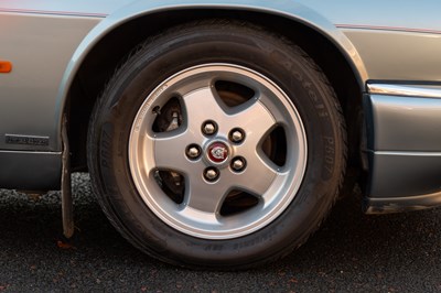 Lot 16 - 1994 Jaguar XJS
