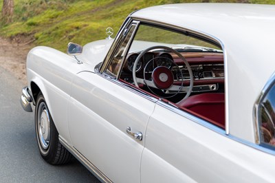 Lot 15 - 1962 Mercedes 220 SEB