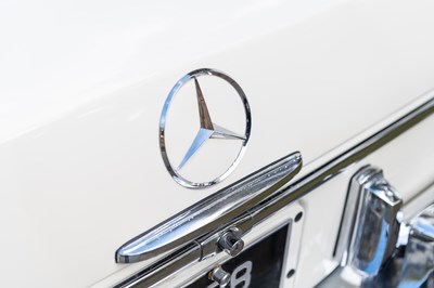 Lot 15 - 1962 Mercedes 220 SEB