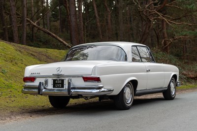 Lot 15 - 1962 Mercedes 220 SEB