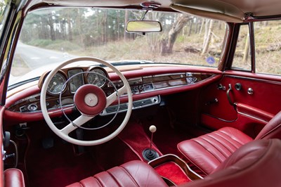 Lot 15 - 1962 Mercedes 220 SEB
