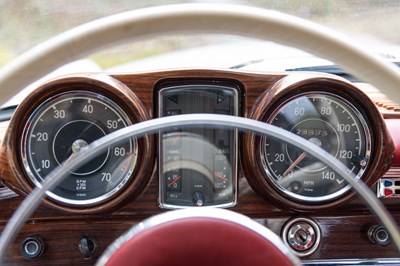 Lot 15 - 1962 Mercedes 220 SEB