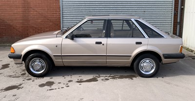 Lot 68 - 1982 Ford Escort 1.3 Ghia