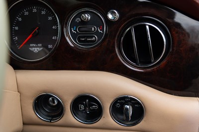 Lot 75 - 2002 Bentley Arnage