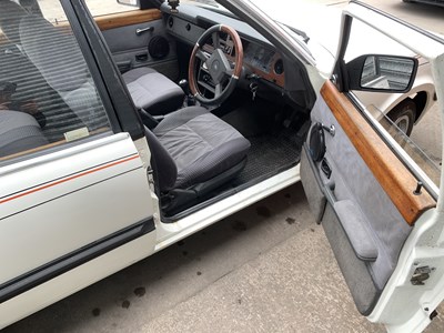 Lot 70 - 1982 Ford Cortina 1.6 Crusader