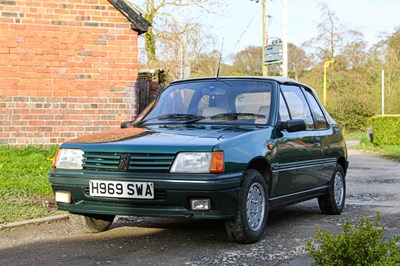 Lot 4 - 1990 Peugeot 205 Roland Garros