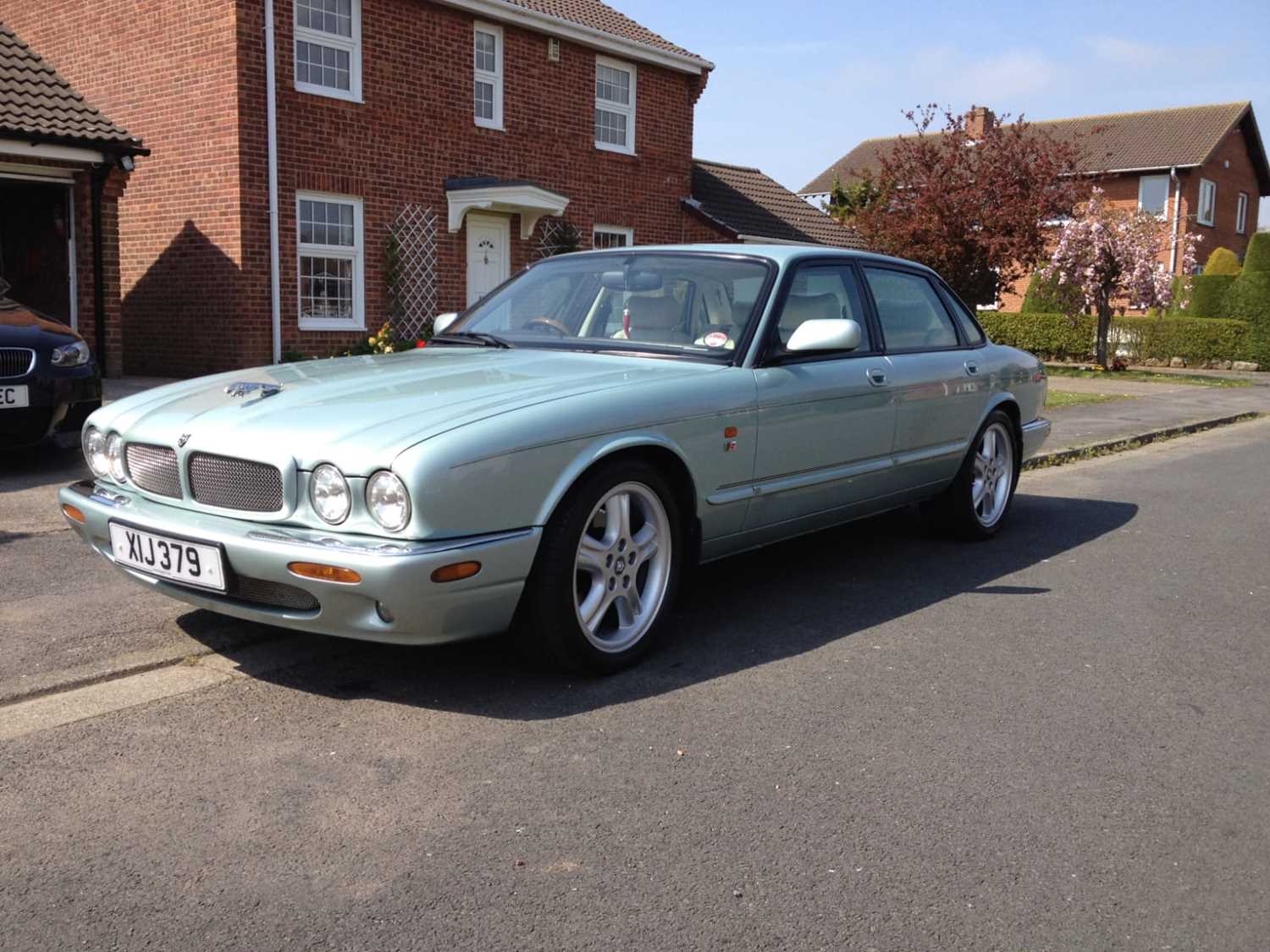 Lot 16 - 1998 Jaguar XJR Supercharged