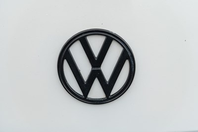 Lot 86 - 1975 VW T2 Transporter