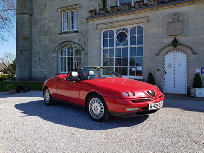 Lot 17 - 1997 Alfa Romeo Spider 2.0 T-Spark