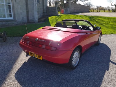 Lot 17 - 1997 Alfa Romeo Spider 2.0 T-Spark