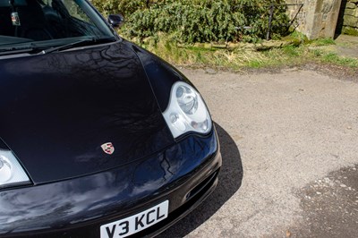 Lot 76 - 2003 Porsche 911 Carrera