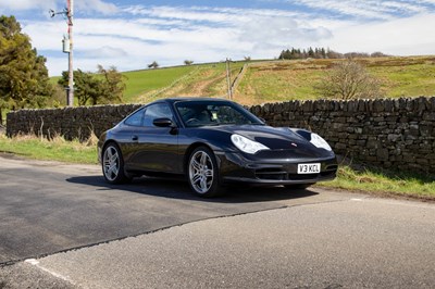 Lot 76 - 2003 Porsche 911 Carrera