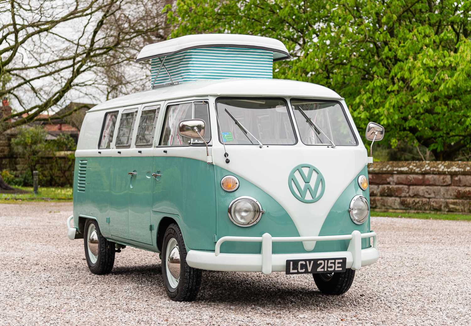 Lot 84 - 1967 VW Type 2 (T1) Split-screen