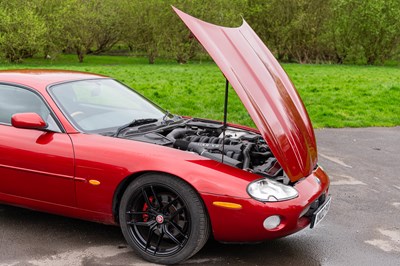 Lot 17 - 2002 Jaguar XK8