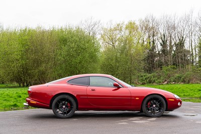 Lot 17 - 2002 Jaguar XK8