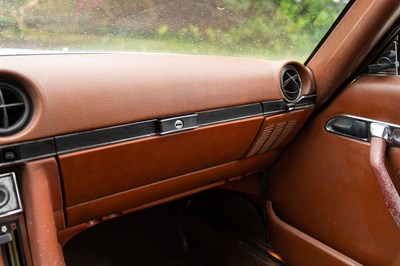 Lot 61 - 1974 Mercedes 350SL