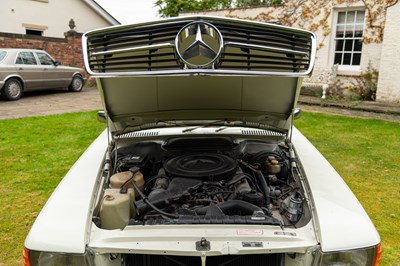 Lot 61 - 1974 Mercedes 350SL