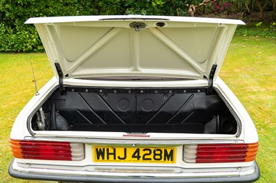 Lot 61 - 1974 Mercedes 350SL