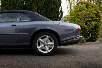 Lot 58 - 1997 Jaguar XK8 Convertible