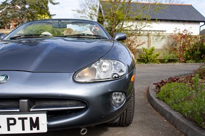 Lot 58 - 1997 Jaguar XK8 Convertible