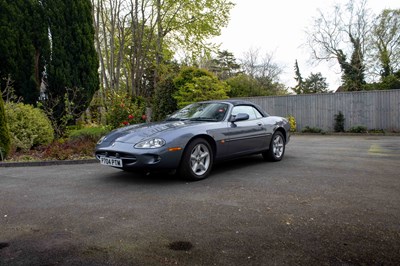 Lot 58 - 1997 Jaguar XK8 Convertible