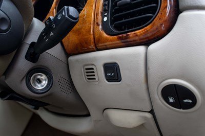 Lot 58 - 1997 Jaguar XK8 Convertible