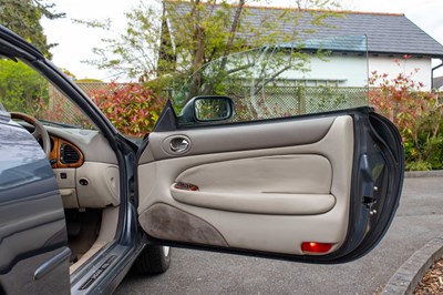 Lot 58 - 1997 Jaguar XK8 Convertible