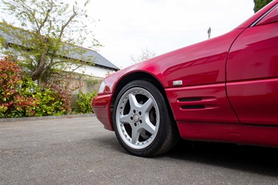 Lot 60 - 1997 Mercedes 320SL