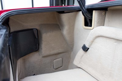 Lot 60 - 1997 Mercedes 320SL