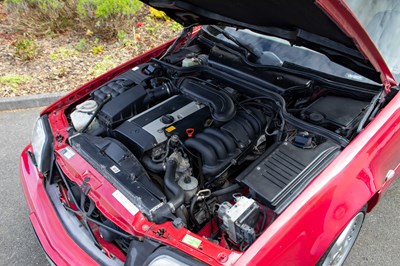 Lot 60 - 1997 Mercedes 320SL