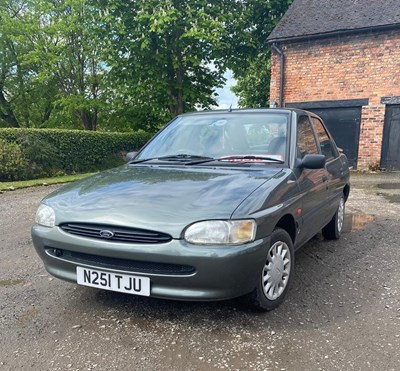 Lot 14 - 1996 Ford Escort 1.4 LX