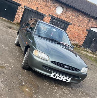 Lot 14 - 1996 Ford Escort 1.4 LX