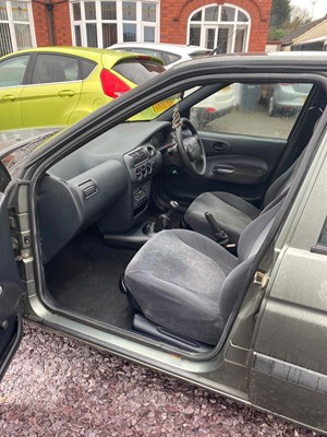 Lot 14 - 1996 Ford Escort 1.4 LX
