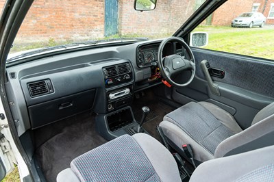 Lot 35 - 1991 Ford Escort XR3I