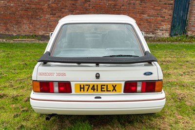 Lot 35 - 1991 Ford Escort XR3I