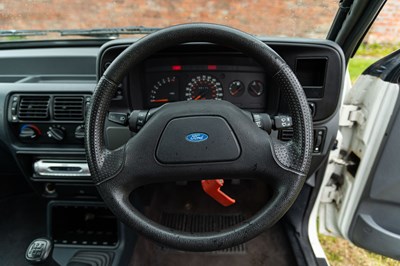 Lot 35 - 1991 Ford Escort XR3I
