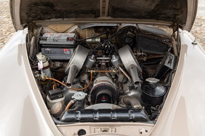Lot 14 - 1969 Daimler V8 250