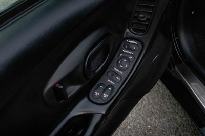 Lot 49 - 2001 Chevrolet Corvette C5