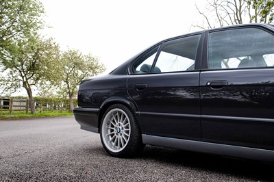 Lot 43 - 1992 BMW M5
